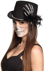 Zwarte Hoed met Skelet Hand en Veren (13cm)