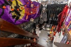 Feestwinkel Megastore Borne | Carnavalsland-149